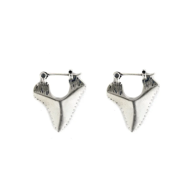 HelloLook 925 Sterling Silver Large Shark Tooth Earrings for Men Exaggerated Serrated Unusual Hoop Earrings Punk Ear Jewelry
HelloLook 925 Sterling Silver Large Shark Tooth Earrings for Men Exaggerated Serrated Unusual Hoop Earrings Punk Ear Jewelry