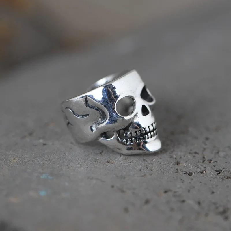 FNJ Punk Skull Earrings 925 Silver Original Pure S925 Sterling Silver Clip Earring Women Jewelry Vintage
FNJ Punk Skull Earrings 925 Silver Original Pure S925 Sterling Silver Clip Earring Women Jewelry Vintage