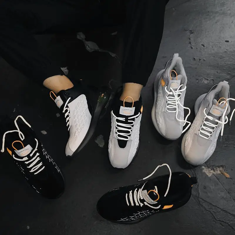 2021 New Winter Men's Warm Plush Sneakers Lightweight Breathable Running Shoes Fashion Casual Training Fitness Shoes Big Size
2021 New Winter Men's Warm Plush Sneakers Lightweight Breathable Running Shoes Fashion Casual Training Fitness Shoes Big Size