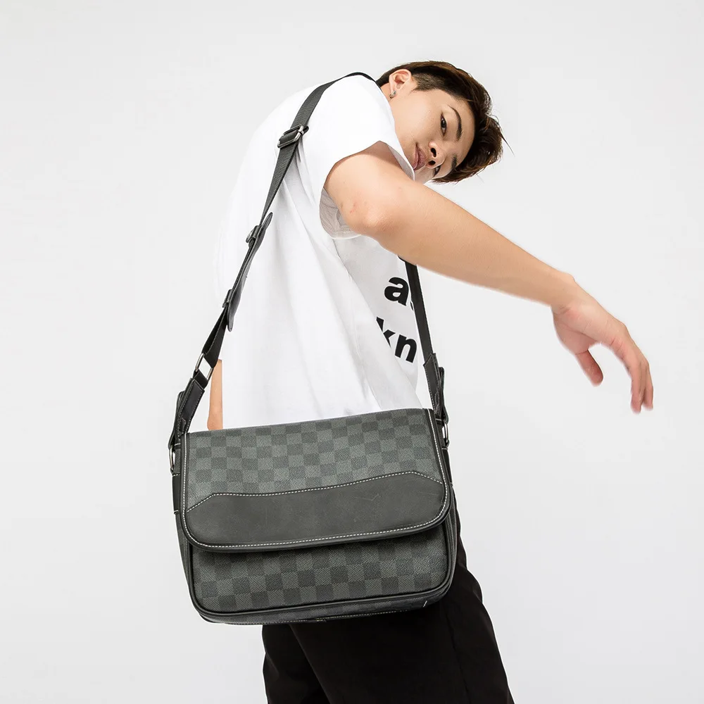 Men Messenger Bag Mens Black Shoulder Cell Phone Crossbody Plaid Ipad Business Fashion Designer Man 2020 Waterproof Sling Zipper
Men Messenger Bag Mens Black Shoulder Cell Phone Crossbody Plaid Ipad Business Fashion Designer Man 2020 Waterproof Sling Zipper