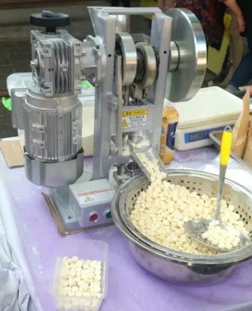 ThDP 5 electric manual powder powder tablet pressing machine milk powder milking machine
ThDP 5 electric manual powder powder tablet pressing machine milk powder milking machine