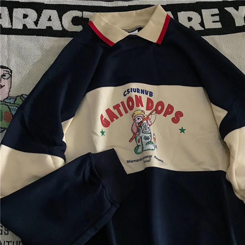 Women's Hoodie, vintage casual sweater, bear print and letters, stripe retail, polo collar, Harajuku, large top 
Women's Hoodie, vintage casual sweater, bear print and letters, stripe retail, polo collar, Harajuku, large top