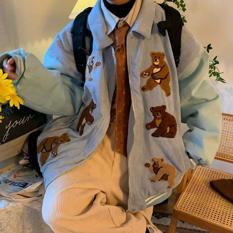 Women Jackets 2022 New Autumn Spring Bear Embroidery Corduroy Preppy Style Vintage Jacket Loose Versatile BF Casual Woman Coats
Women Jackets 2022 New Autumn Spring Bear Embroidery Corduroy Preppy Style Vintage Jacket Loose Versatile BF Casual Woman Coats