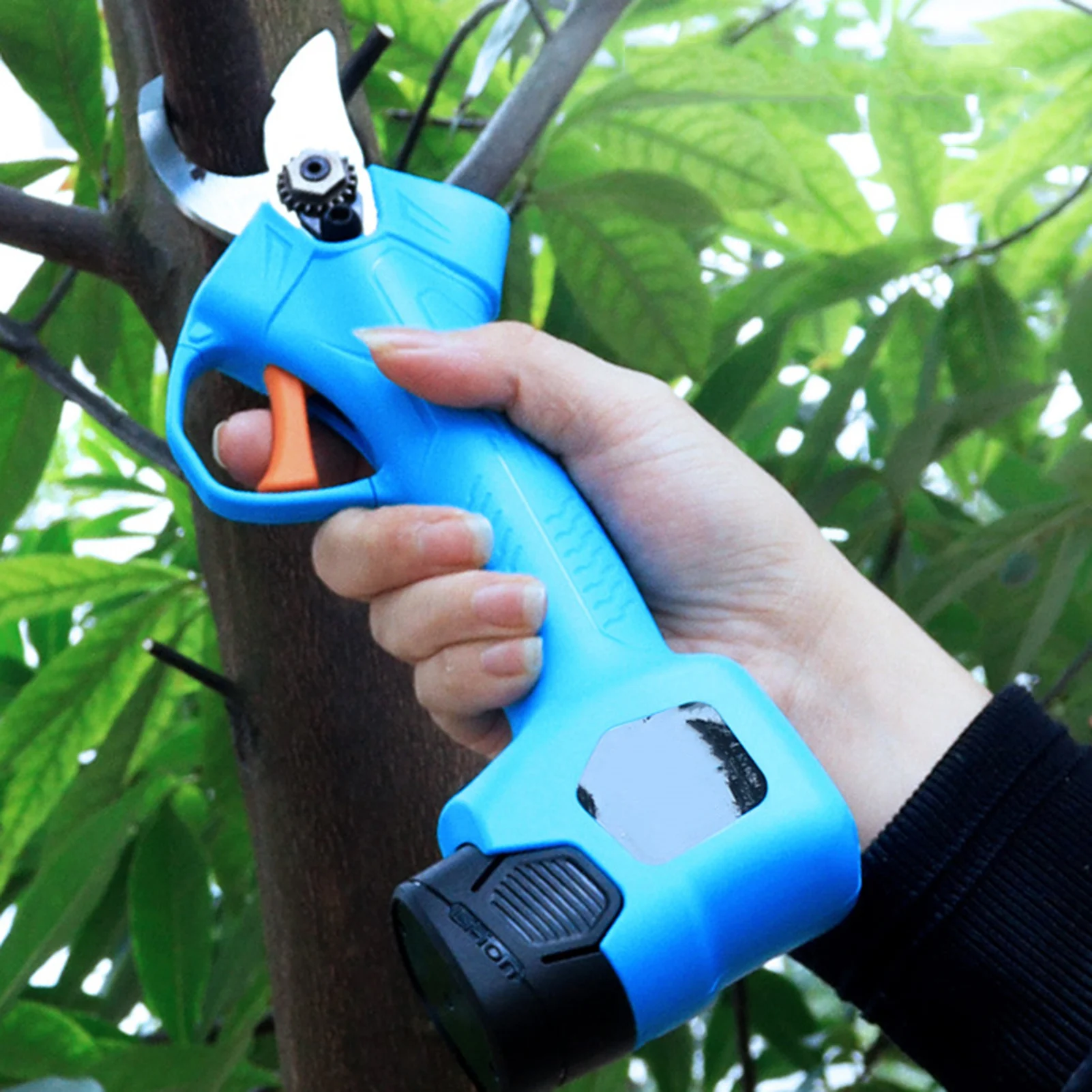 High Quality Rechargeable Electric 2.5cm Tree Trimmer Battery Powered Hedge Cutter Electric Pruning Shears Scissors
High Quality Rechargeable Electric 2.5cm Tree Trimmer Battery Powered Hedge Cutter Electric Pruning Shears Scissors