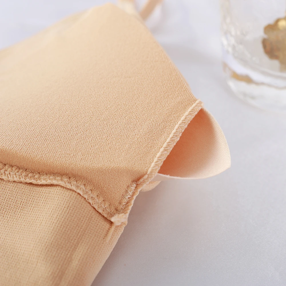 Women Tank Crop Top Seamless Underwear Female Crop Tops Sexy Lingerie Intimates Fashion With Removable Padded Camisole 1/2Pcs
Women Tank Crop Top Seamless Underwear Female Crop Tops Sexy Lingerie Intimates Fashion With Removable Padded Camisole 1/2Pcs