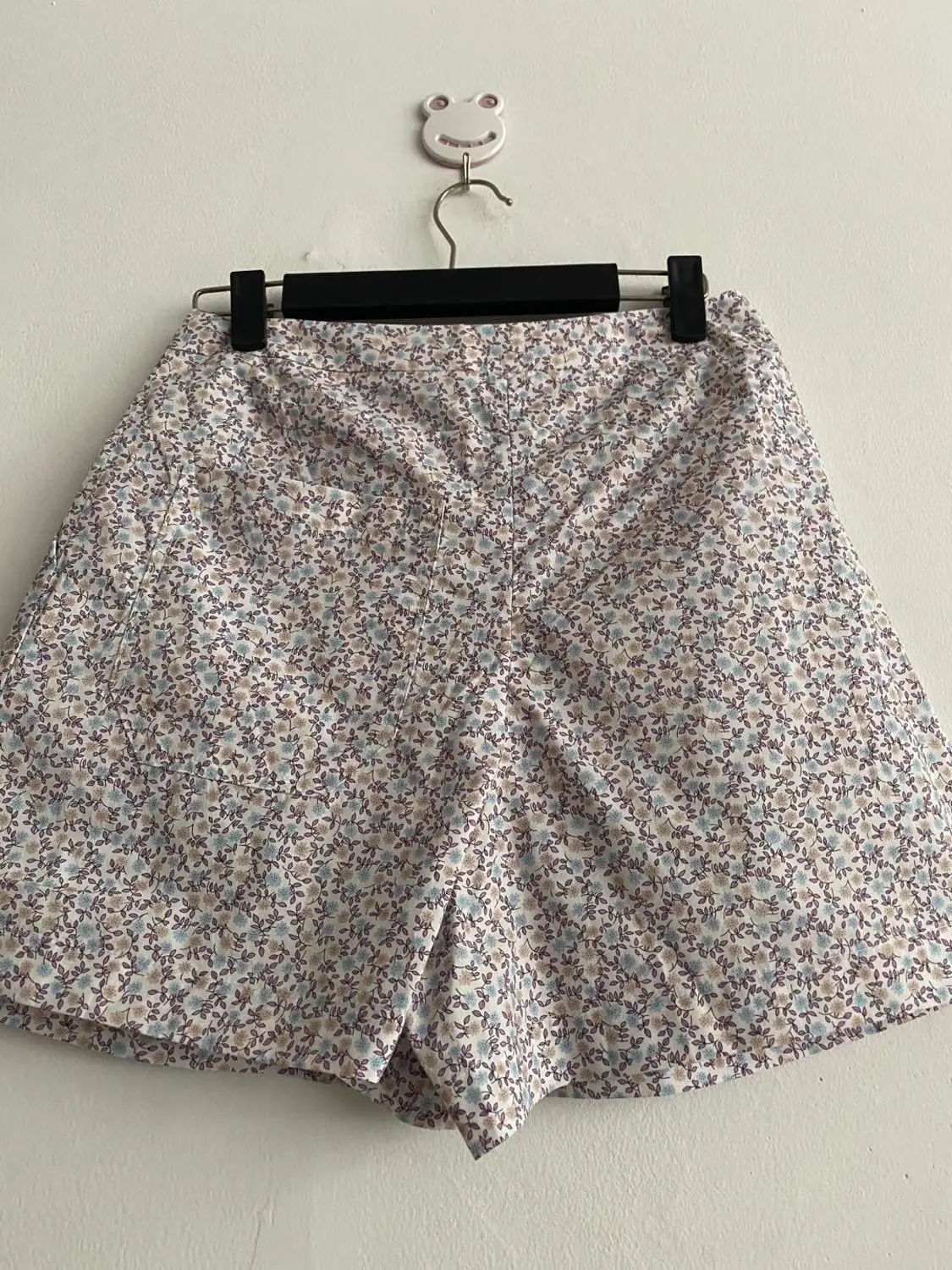 2020 New Summer Women Floral Shorts High Waist 4 colors Lady Casual Holiday Sweet Short Pants Female Clothes With Pockets
2020 New Summer Women Floral Shorts High Waist 4 colors Lady Casual Holiday Sweet Short Pants Female Clothes With Pockets