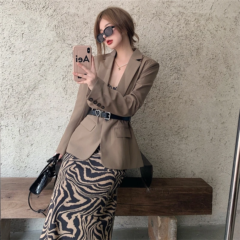 Winter Autumn Women's Blazers Jacket With Belt Notched Office Lady Outerwear England Style Solid Cardigan Tops
Winter Autumn Women's Blazers Jacket With Belt Notched Office Lady Outerwear England Style Solid Cardigan Tops