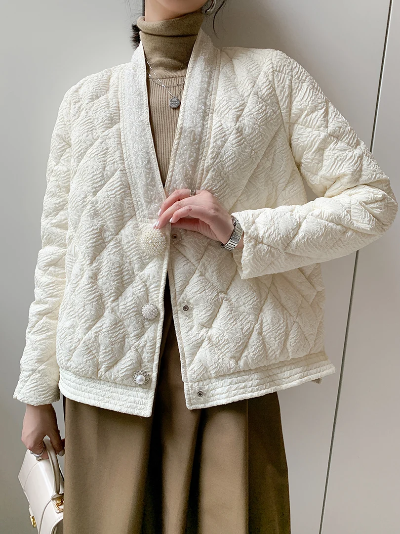 Short Retro Down jacket Women 2021 winter Women's new casual white duck Down jacket Female solid color V-neck warm jacket Female
Short Retro Down jacket Women 2021 winter Women's new casual white duck Down jacket Female solid color V-neck warm jacket Female