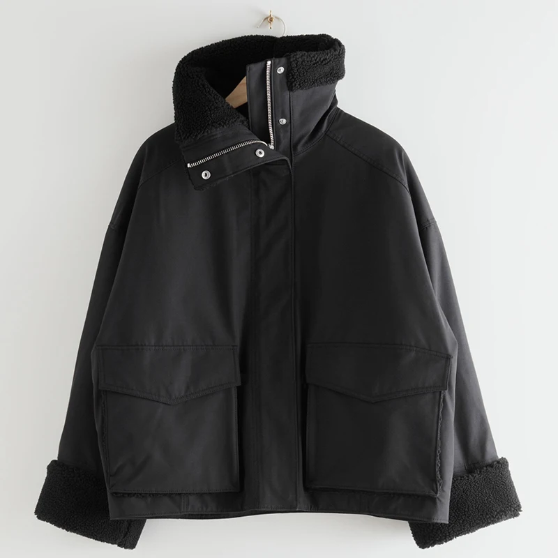 Women's Stitching Coat Black Zipper Loose Autumn Winter New Female Short Jacket
Women's Stitching Coat Black Zipper Loose Autumn Winter New Female Short Jacket