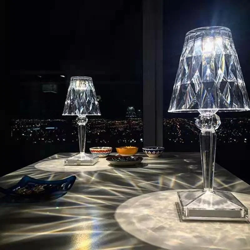 High-end Luxury Decorations Italian Design Crystal Lamp Table Lamp Reading Lamp Night Light Crystal Masonry Exclusive Design
High-end Luxury Decorations Italian Design Crystal Lamp Table Lamp Reading Lamp Night Light Crystal Masonry Exclusive Design