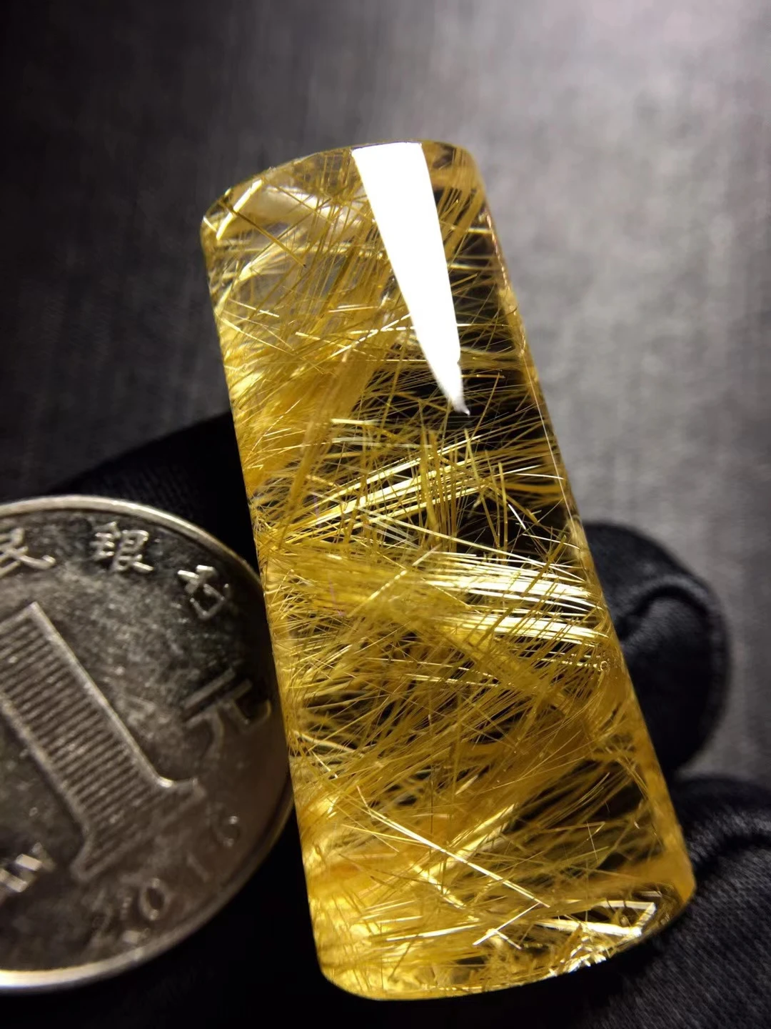 Genuine Natural Gold Rutilated Quartz Wealthy Pendant 38.4*18.5*16mm Barrel Crystal Necklace Jewelry From Brazil AAAAAA
Genuine Natural Gold Rutilated Quartz Wealthy Pendant 38.4*18.5*16mm Barrel Crystal Necklace Jewelry From Brazil AAAAAA