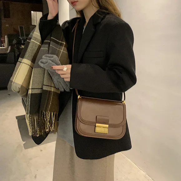 Designer Fashion Ladies Handbag Simple Small Crossbody Bags For Women Ins Wild Pu Leather Shoulder Female Messenger Bag Purse
Designer Fashion Ladies Handbag Simple Small Crossbody Bags For Women Ins Wild Pu Leather Shoulder Female Messenger Bag Purse