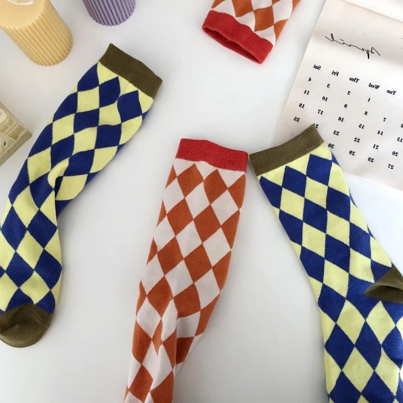 Joker Socks Ins in the Diamond Lattice Bump Color Restoring Ancient Ways Women Socks Student Chao Sox British Style Trend
Joker Socks Ins in the Diamond Lattice Bump Color Restoring Ancient Ways Women Socks Student Chao Sox British Style Trend