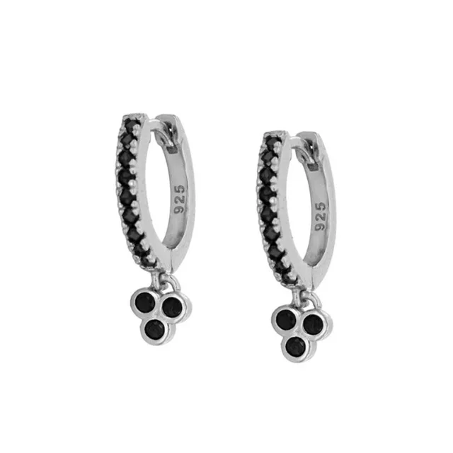 ROXI Copper Black Zircon Crystals Clover Hoop Earrings for Women Girls Jewelry Earrings Fashion Pendientes Huggie Earring Ins
ROXI Copper Black Zircon Crystals Clover Hoop Earrings for Women Girls Jewelry Earrings Fashion Pendientes Huggie Earring Ins