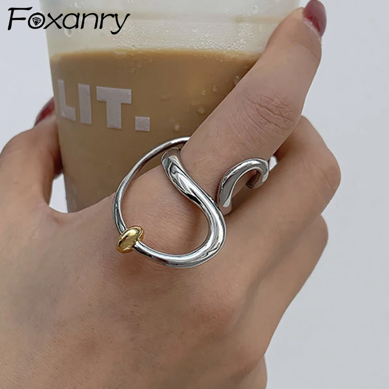 FOXANRY Minimalist Silver Color Rings for Women New Fashion Exaggerated Distorted Lines Geometric Rings Set Party Jewelry 
FOXANRY Minimalist Silver Color Rings for Women New Fashion Exaggerated Distorted Lines Geometric Rings Set Party Jewelry