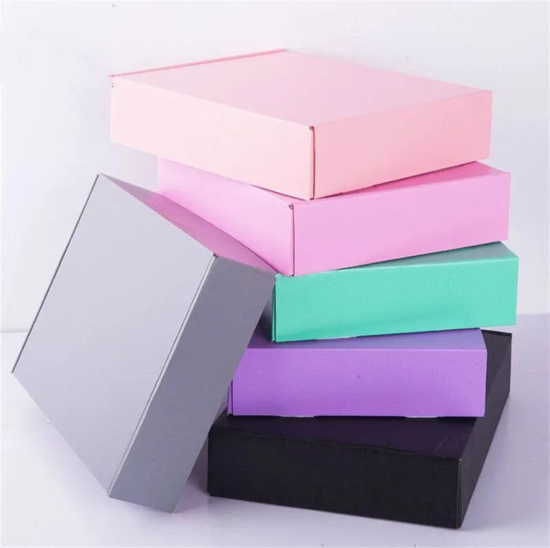10pcs 15*15*5cm Gray Black Pink Paper Packaging Cardboard Box Ornaments/Scarf/Tie gift packaging paper carton box
10pcs 15*15*5cm Gray Black Pink Paper Packaging Cardboard Box Ornaments/Scarf/Tie gift packaging paper carton box