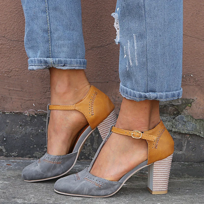 2021 Women Sandals Pumps Summer Fashion Open Toe High Heels Shoes Female Thin Belt Thick Heels Casual Females Shoes NVLX202
2021 Women Sandals Pumps Summer Fashion Open Toe High Heels Shoes Female Thin Belt Thick Heels Casual Females Shoes NVLX202