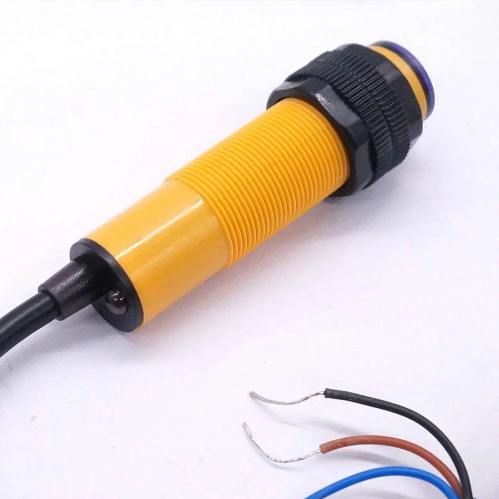 E3F-DS30C4 Photoelectric Sensor Switch 3 Wire 6-36V Proximity Sensor Automatic Sensor Proximity Switches 30cm Detection Range
E3F-DS30C4 Photoelectric Sensor Switch 3 Wire 6-36V Proximity Sensor Automatic Sensor Proximity Switches 30cm Detection Range