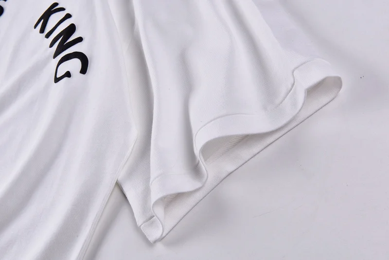 Top Quality Kanye West T Shirt Men Women Jesus Is King Chicago Printed Turtleneck Tees Men Women Cotton T-Shirt Men 
Top Quality Kanye West T Shirt Men Women Jesus Is King Chicago Printed Turtleneck Tees Men Women Cotton T-Shirt Men