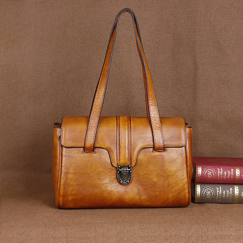 Leather wipe color bag Chinese style women fashion trend hand hold slant cross tote bag head layer leather
Leather wipe color bag Chinese style women fashion trend hand hold slant cross tote bag head layer leather