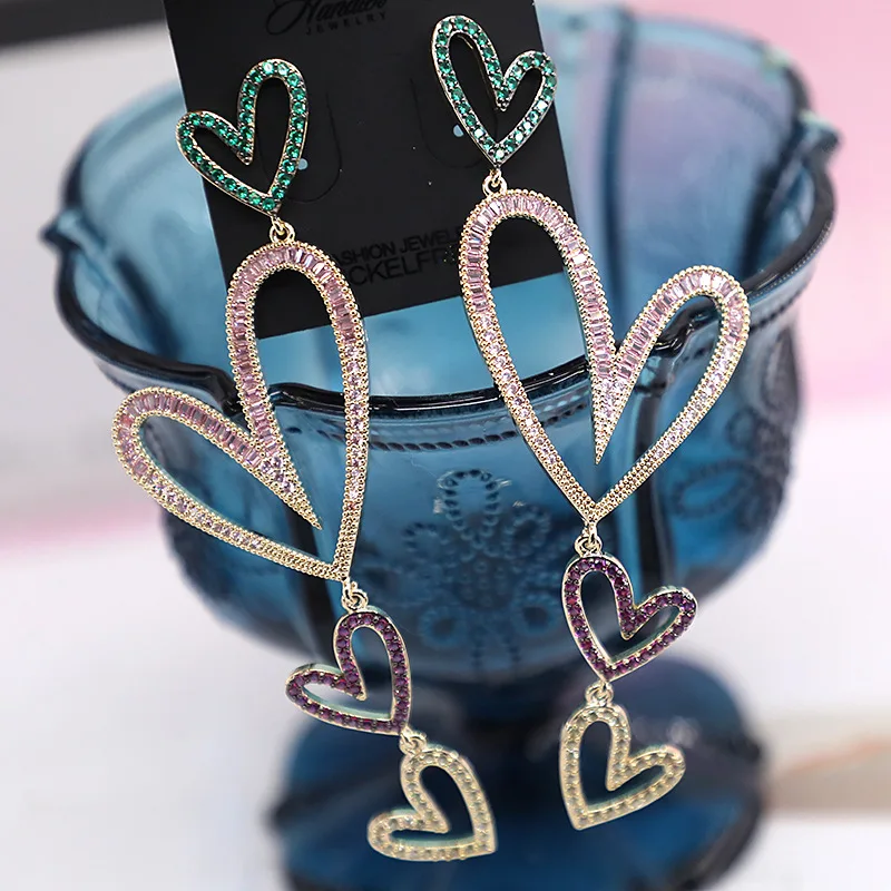 Fashionable Heavy Industry Micro Inlaid Colorful Zirconium Diamond Peach Heart Earrings
Fashionable Heavy Industry Micro Inlaid Colorful Zirconium Diamond Peach Heart Earrings