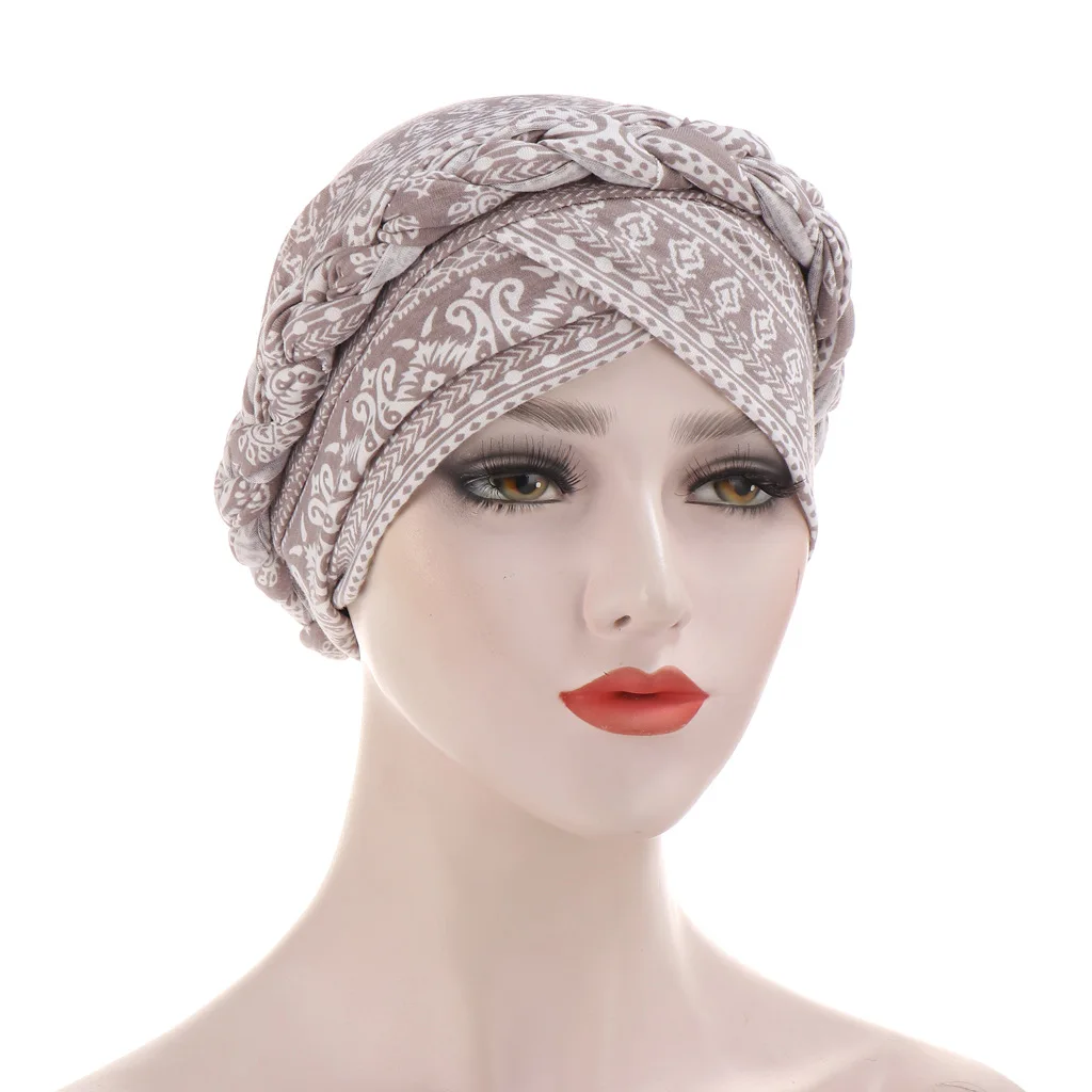 A new tie-dyeing mill milk silk braid cap short braid hide hair towel cap spot bonnet
A new tie-dyeing mill milk silk braid cap short braid hide hair towel cap spot bonnet
