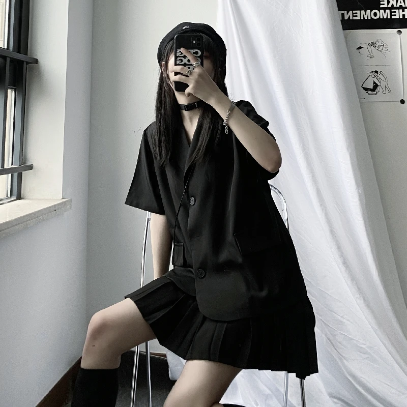 Gothic Black Dark Short Sleeve Shirt Solid Color High Waist Pleated Mini Skirt Sexy Vintage Streetwear Japanese 2021 Summer New
Gothic Black Dark Short Sleeve Shirt Solid Color High Waist Pleated Mini Skirt Sexy Vintage Streetwear Japanese 2021 Summer New