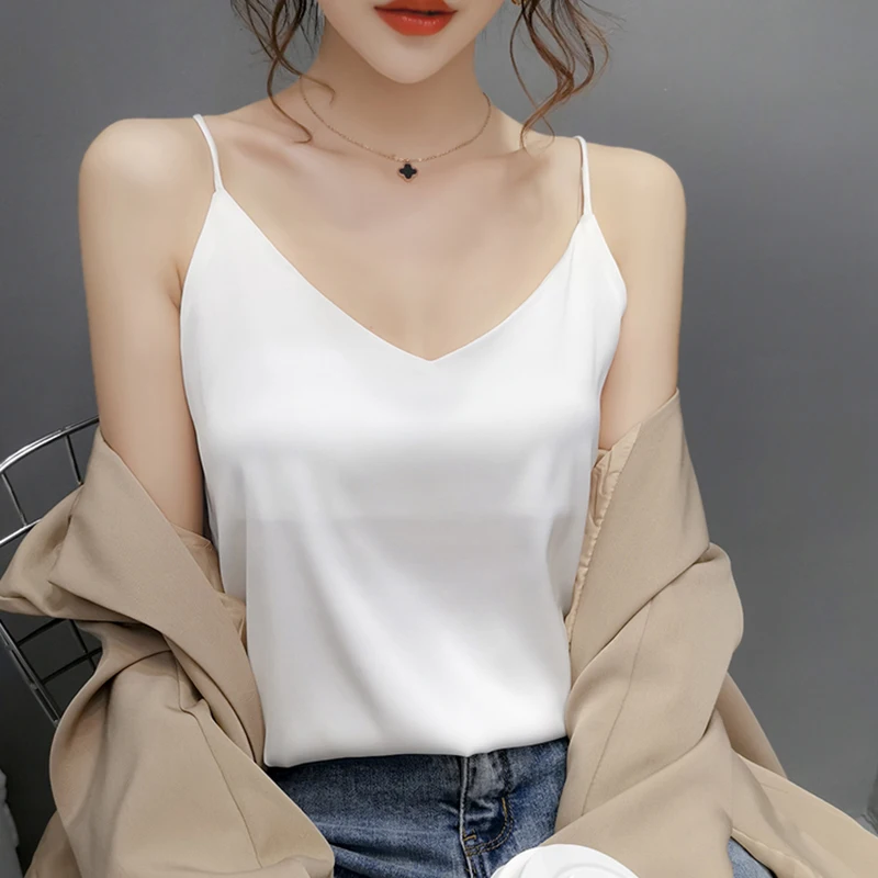 Women Tops Spaghetti Strap V-neck Satin Silky Tank Tops Sleeveless Black Tees Cami Sexy Halter Top
Women Tops Spaghetti Strap V-neck Satin Silky Tank Tops Sleeveless Black Tees Cami Sexy Halter Top