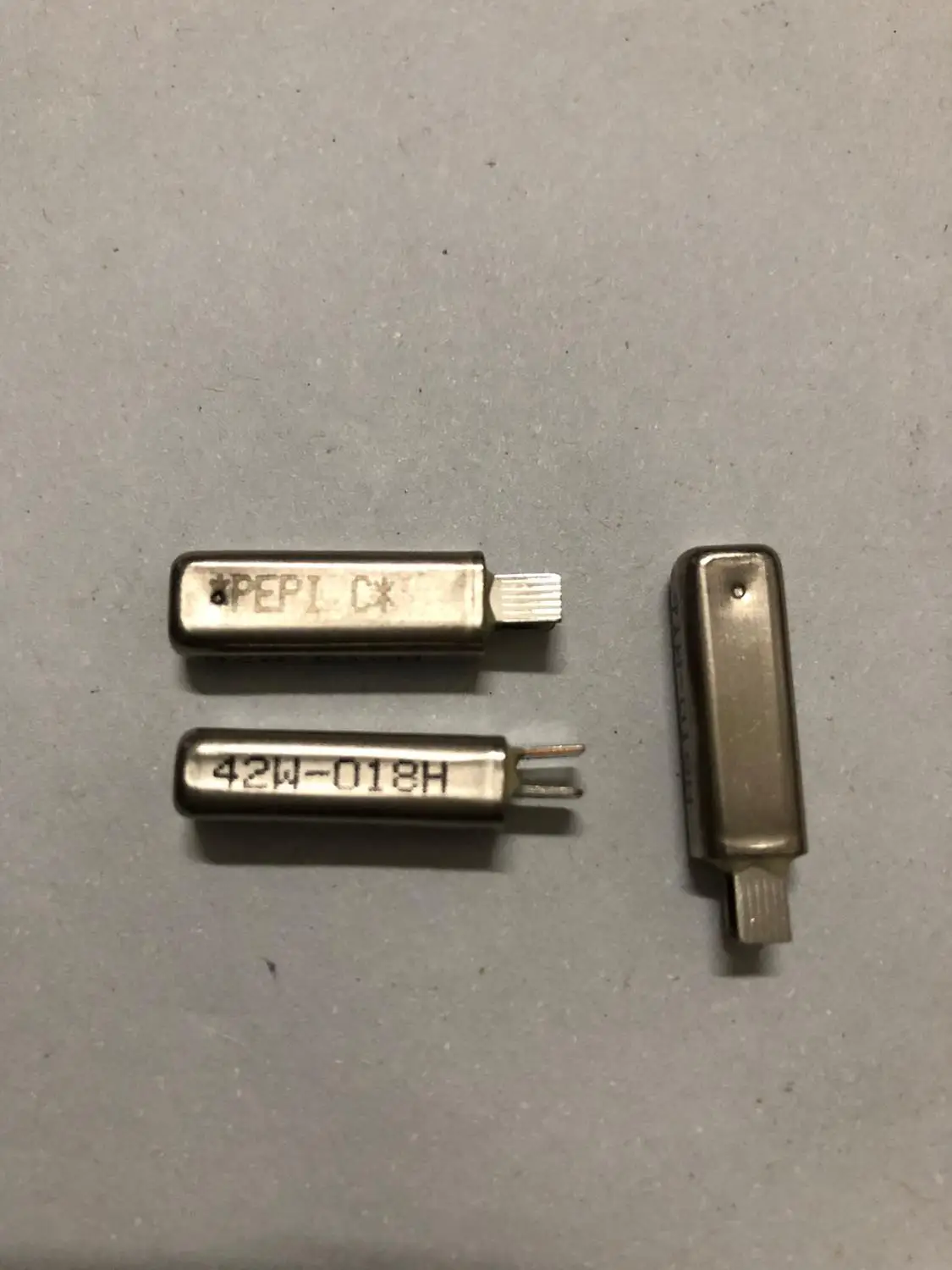 Original new 100% 018H C series normally open contact of jump heat temperature switch
Original new 100% 018H C series normally open contact of jump heat temperature switch