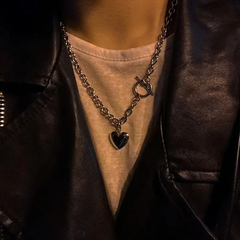 2021 Retro Harajuku Goth Love Heart Neck Pendant Cool Style Jewelry Necklace Fashion Accessories
2021 Retro Harajuku Goth Love Heart Neck Pendant Cool Style Jewelry Necklace Fashion Accessories