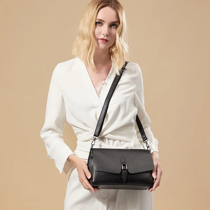 2021 New Arrival Genuine Leather Shoulder Bag Luxury Handbag Women Bags Designer Fashion Belt Lock Messenger Bag bolsa feminina
2021 New Arrival Genuine Leather Shoulder Bag Luxury Handbag Women Bags Designer Fashion Belt Lock Messenger Bag bolsa feminina