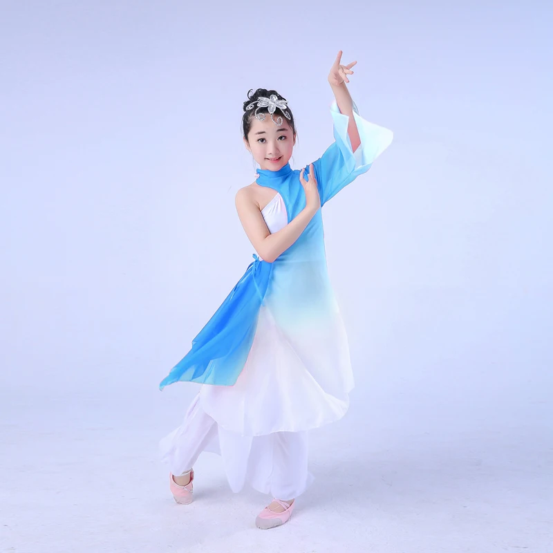 Костюм ханьфу для девочек в китайском стиле, классический костюм для девушек, фанат танцев гмонга, одежда Янко, танцевальный костюм для выст...
Костюм ханьфу для девочек в китайском стиле, классический костюм для девушек, фанат танцев гмонга, одежда Янко, танцевальный костюм для выст...