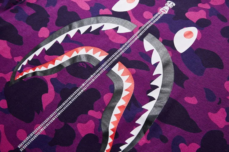 Summer New T Shirt Camouflage Shark Print Short-sleeved T-shirt Men and Women Casual T Shirts High Street Tops Summer Clothing
Summer New T Shirt Camouflage Shark Print Short-sleeved T-shirt Men and Women Casual T Shirts High Street Tops Summer Clothing