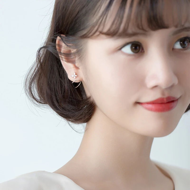 Colusiwei 925 Sterling Silver Butterfly Stud Earrings for Women Sparkling Clear CZ Korea Style Earring for Girl Fine Jewelry
Colusiwei 925 Sterling Silver Butterfly Stud Earrings for Women Sparkling Clear CZ Korea Style Earring for Girl Fine Jewelry