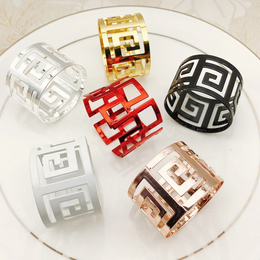 12pcs/lot European style napkin ring cloth napkin napkin buckle hollow pattern gold and silver napkin ring wedding decoration
12pcs/lot European style napkin ring cloth napkin napkin buckle hollow pattern gold and silver napkin ring wedding decoration