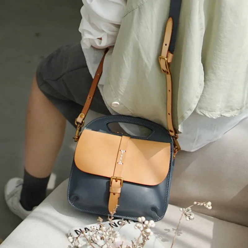 New Cowhide Women Small Tote Colors Panelled Designer Vintage Genuine Leather Messenger Bag Ladies Casual Single Crossbody Bags
New Cowhide Women Small Tote Colors Panelled Designer Vintage Genuine Leather Messenger Bag Ladies Casual Single Crossbody Bags