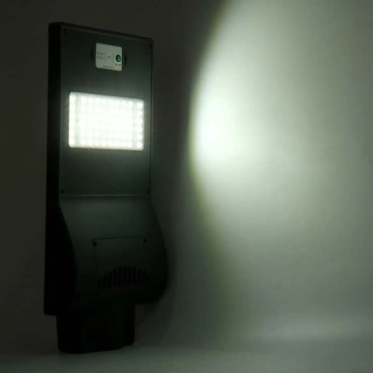30W LED Solar Street Light Radar PIR Motion Sensor IP67 Waterproof Road Lamp Lighting for Outdoor Plaza Garden Yard SMD2835 Chip
30W LED Solar Street Light Radar PIR Motion Sensor IP67 Waterproof Road Lamp Lighting for Outdoor Plaza Garden Yard SMD2835 Chip