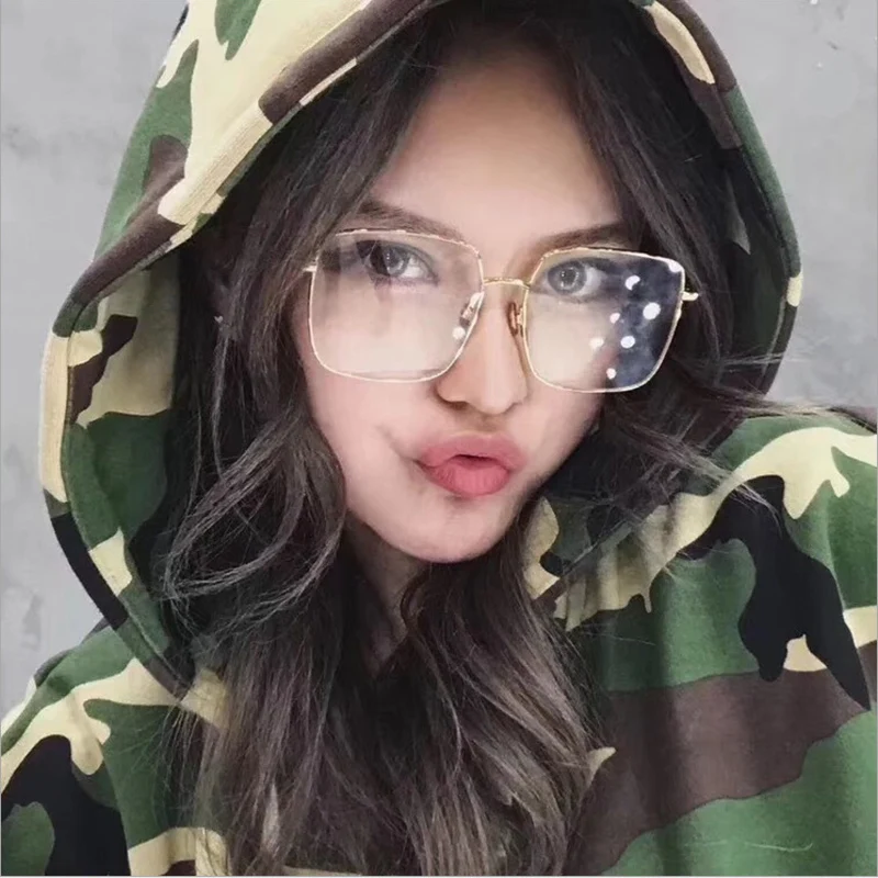 Big Square Plain Glasses Metal Transparent Women Eyewear Frames Prescription Optical Spectacle Frames
Big Square Plain Glasses Metal Transparent Women Eyewear Frames Prescription Optical Spectacle Frames
