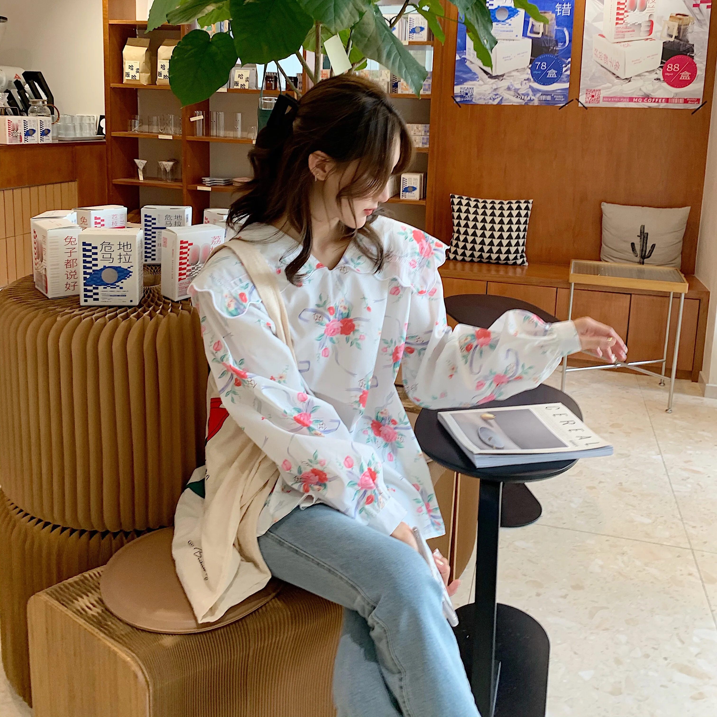 Loose Print Peter Pan Collar Sweet Style Autumn Blusas Mujer De Moda 2021 Long Sleeve Shirts Korean Clothes Ladies Tops New
Loose Print Peter Pan Collar Sweet Style Autumn Blusas Mujer De Moda 2021 Long Sleeve Shirts Korean Clothes Ladies Tops New