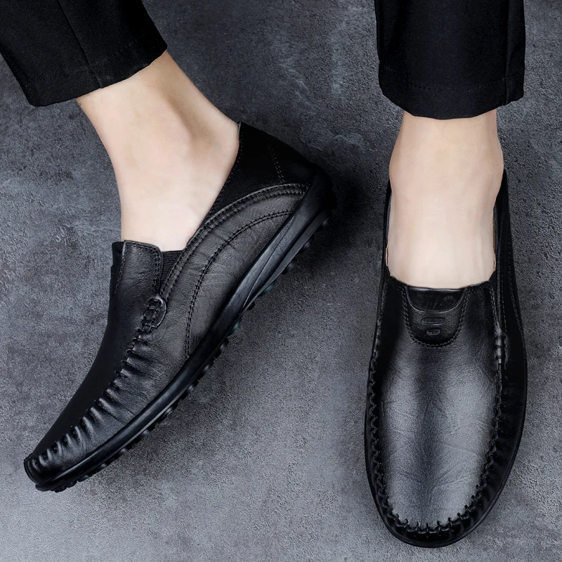 Men Loafers Shoes Genuine Leather Casual Sneakers slip on Male Fashion Footwear Soft boats Shoes Men moccasins Chaussure Homme
Men Loafers Shoes Genuine Leather Casual Sneakers slip on Male Fashion Footwear Soft boats Shoes Men moccasins Chaussure Homme
