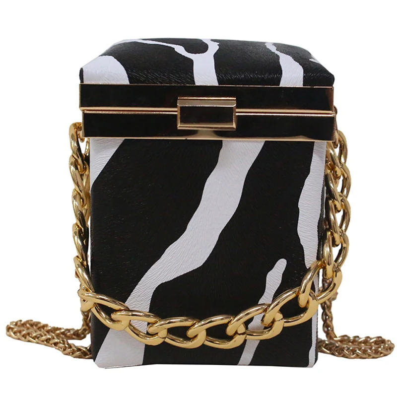 Mini Box Tote bag 2021 Fashion New High quality PU Leather Women's Designer Handbag Contrast color Chain Shoulder Messenger Bag
Mini Box Tote bag 2021 Fashion New High quality PU Leather Women's Designer Handbag Contrast color Chain Shoulder Messenger Bag