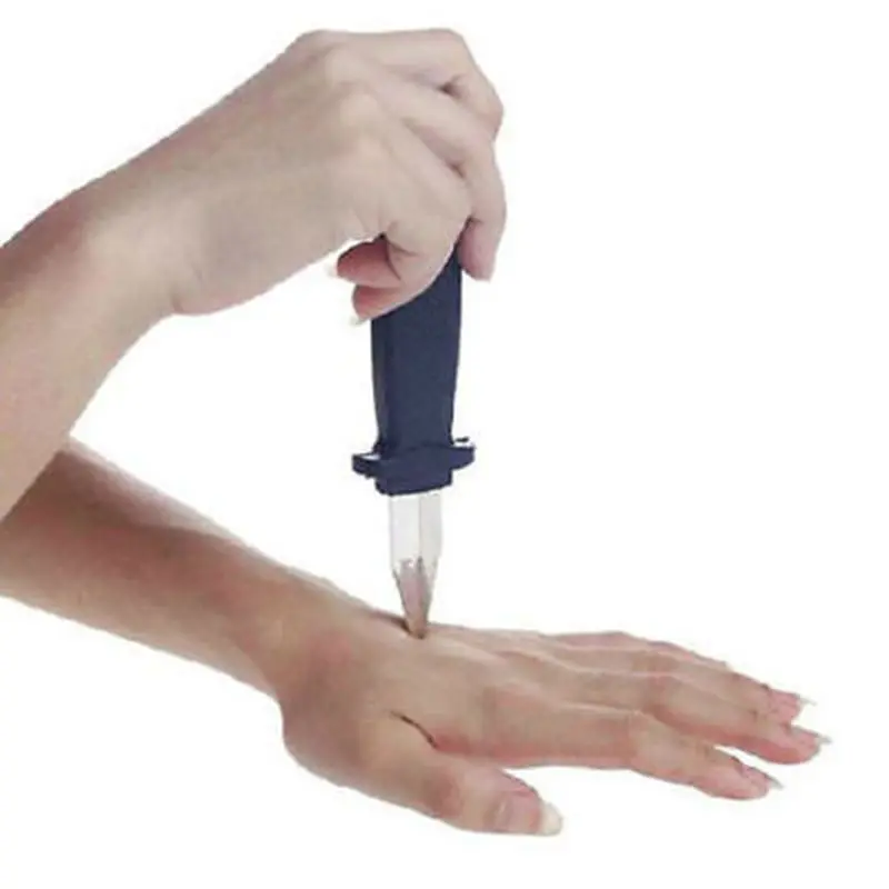 1pc Hot Selling Trick Dagger Knife Retractable SLIDE IN Blade Fun Joke Prank Halloween Prop Fake Gag Toys 18cm
1pc Hot Selling Trick Dagger Knife Retractable SLIDE IN Blade Fun Joke Prank Halloween Prop Fake Gag Toys 18cm