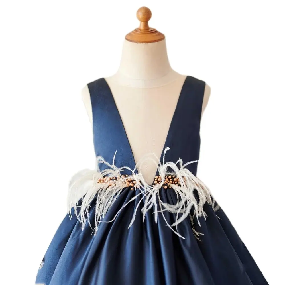 

Puffy Vneck Satin Scoop Party Dress Girl Button Beadings Backless Flower Girl Dress Feather Pearls Sashes Baby Ball Gown Dress