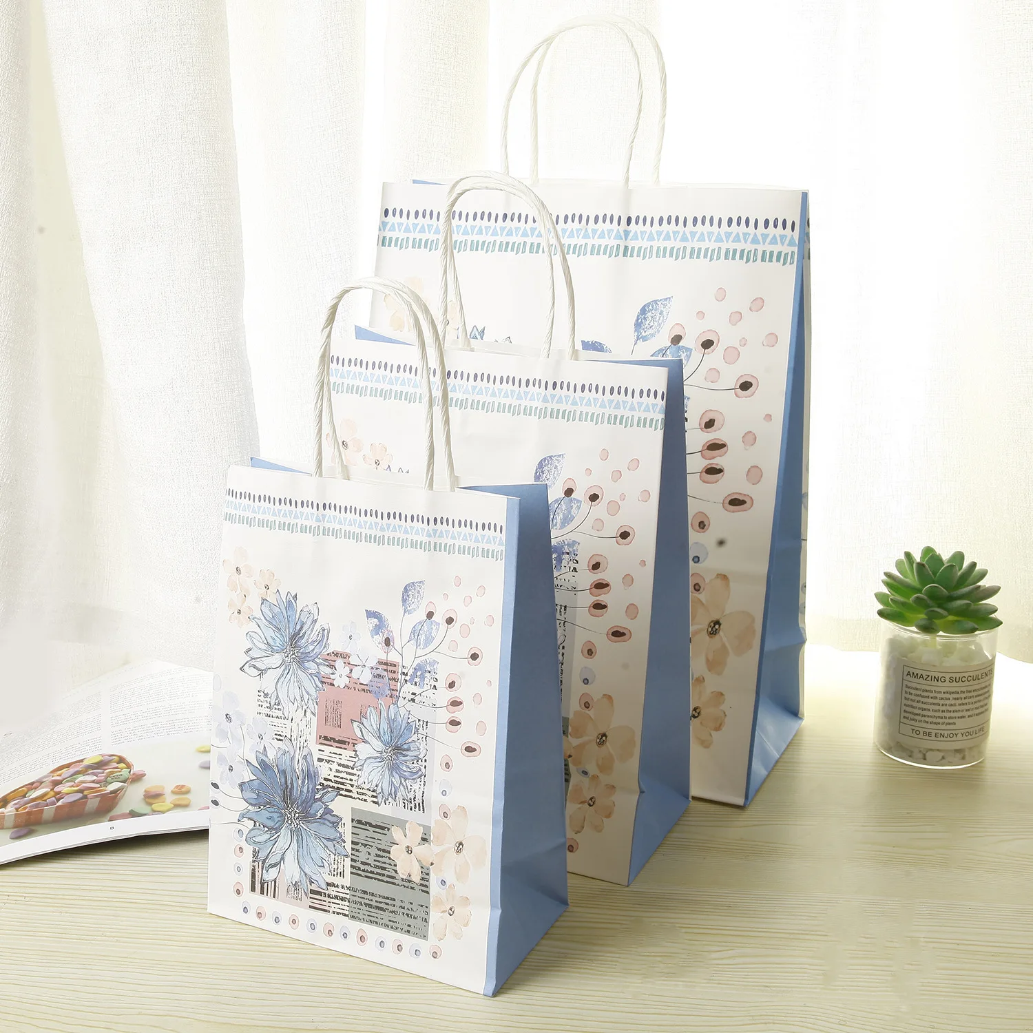 30pcs Kraft Paper Handle Bag Recyclable Environmental Protection Packaging Candy Box Packaging Party Business
30pcs Kraft Paper Handle Bag Recyclable Environmental Protection Packaging Candy Box Packaging Party Business