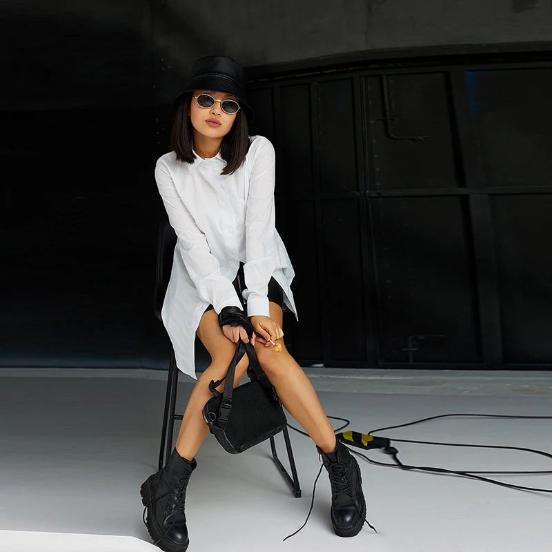Women Office Long Sleeved White Blouse Single Breasted Solid Shirt Summer 2021 New Design Niche Blouse Simple and Versatile
Women Office Long Sleeved White Blouse Single Breasted Solid Shirt Summer 2021 New Design Niche Blouse Simple and Versatile