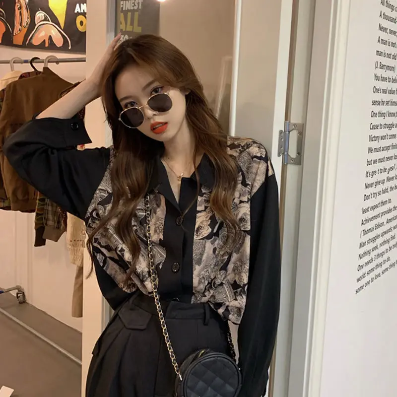 Elegant Patchwork Tops Vintage Blouse Ladies Streetwear Turn Down Collar Blouse Shirts Loose Shirt Female 2021 Spring Autumn New
Elegant Patchwork Tops Vintage Blouse Ladies Streetwear Turn Down Collar Blouse Shirts Loose Shirt Female 2021 Spring Autumn New