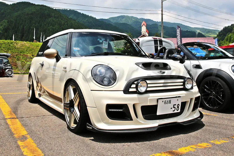 FRP Fiber Glass AG style Body kit Fit For 2006-2013 R56 Duell Front Bumper with Lip Rear Bumper with Difuser Side Skirts
FRP Fiber Glass AG style Body kit Fit For 2006-2013 R56 Duell Front Bumper with Lip Rear Bumper with Difuser Side Skirts