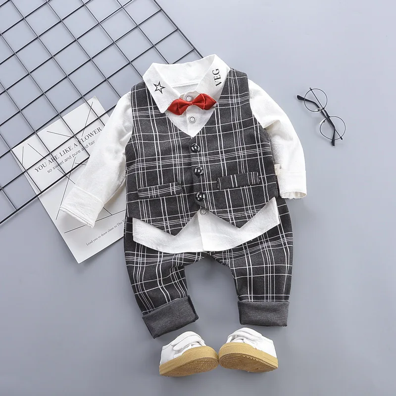 Baby boys spring and autumn gentleman clothing sets Plaid t-shirt+Vest+ pants 3pcs suit for children kids cotton clothes
Baby boys spring and autumn gentleman clothing sets Plaid t-shirt+Vest+ pants 3pcs suit for children kids cotton clothes