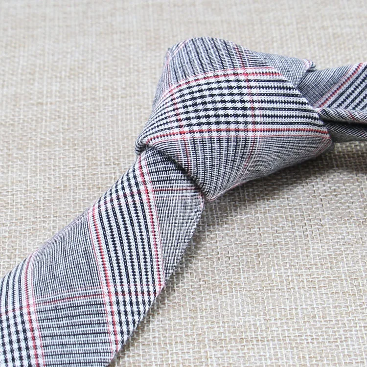 Classic Cotton Mens Ties New Design Narrow Neckties 6cm Slim Plaid Ties for Men Formal Business Wedding Party Gravatas
Classic Cotton Mens Ties New Design Narrow Neckties 6cm Slim Plaid Ties for Men Formal Business Wedding Party Gravatas