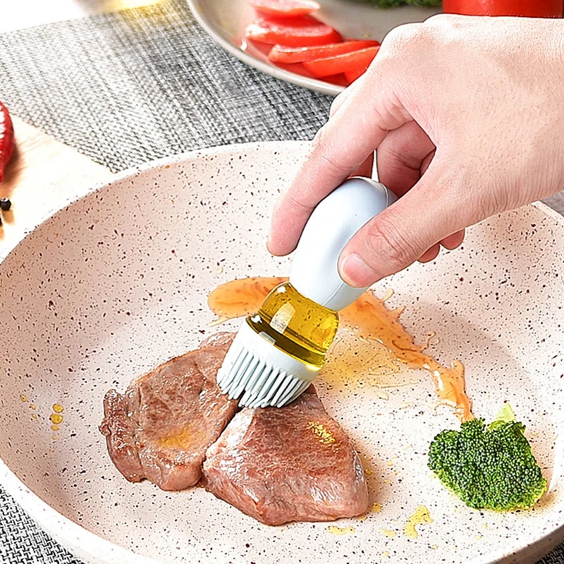 Kitchen Silicone Oil Bottle with Brush Barbecue Brush Liquid Oil Pastry Kitchen Tool Baking BBQ Oil Brush for Household Picnic
Kitchen Silicone Oil Bottle with Brush Barbecue Brush Liquid Oil Pastry Kitchen Tool Baking BBQ Oil Brush for Household Picnic